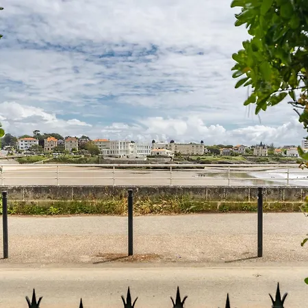 Falaise De Pontaillac 公寓